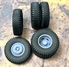Resin 1/24 Scale: 15-inch “6-Slot Sprinter”Dually Wheels W/Commercial Truck Tire