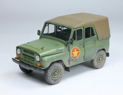 PreSale NVA UAZ-469 Staff Car Vietnam war 1:35 Pro Built Model
