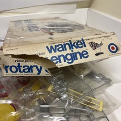 Entex Wankel Mazda Rotary Engine is 1:5 Scale Model No.8201 Parts Sealed!