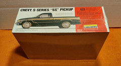 Lindberg Chevy S-Series SS Pickup,Large 1/20 Scale 72510 USA,Factory Sealed