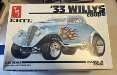 AMT 33 Willys Coupe 1/25 Car Model Kit 6570 Free Shipping Open Box