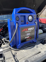 Clore Automotive JNC660 1700 Peak Amp 12 Volt Jump Starter , Blue