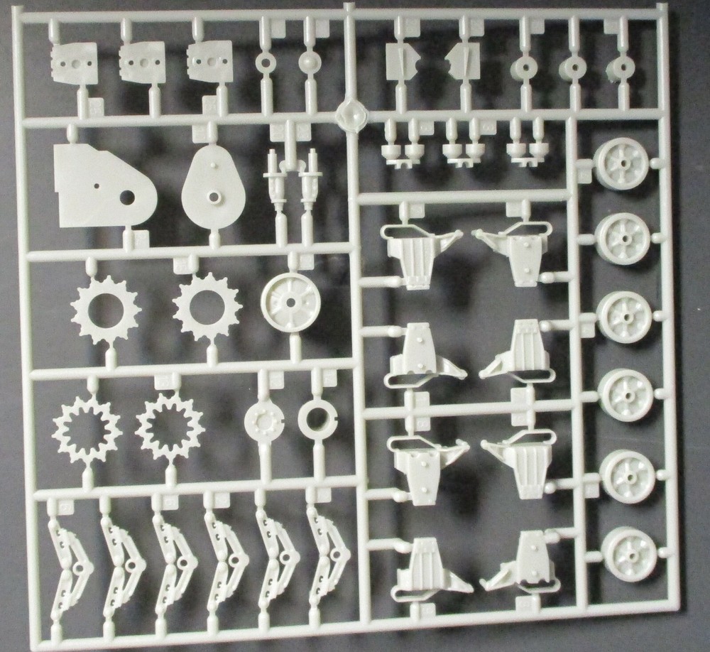 Dragon 1/35 Scale M4A4 with 60lb Rockets – Parts Tree D from Kit No. 6041