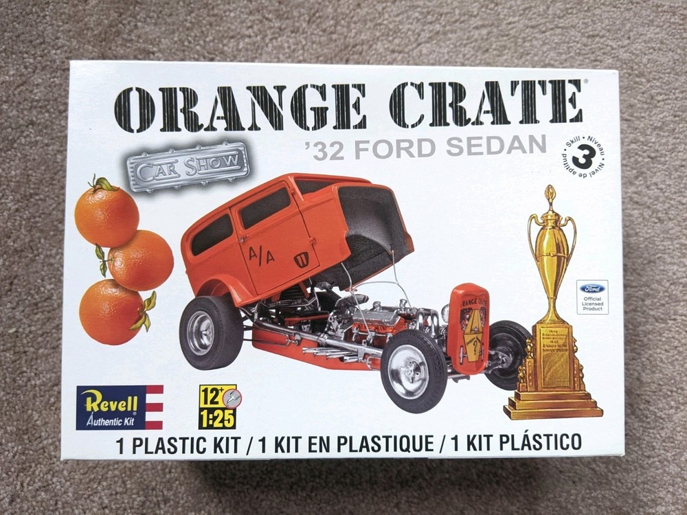 Reissue 2012 Revell Orange Crate ’32 Ford Custom Show Car Hot Rod *Started*