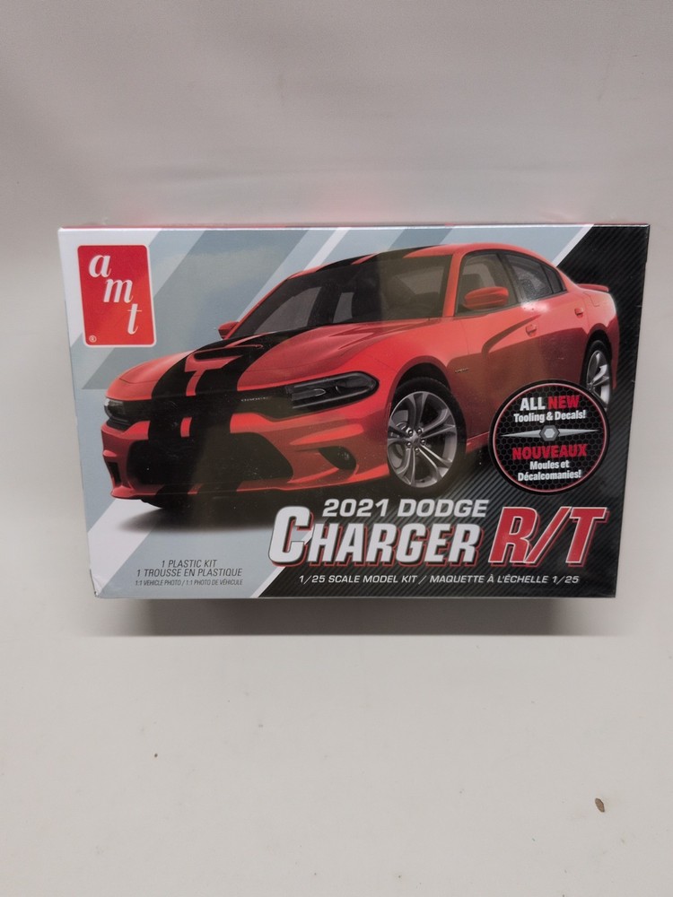 AMT1323 1/25 Scale 2021 DODGE CHARGER R/T – Factory Sealed