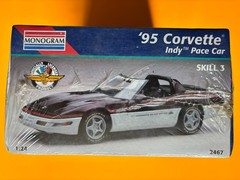 1995 CHEVROLET CORVETTE INDY PACE CAR MODEL KIT MONOGRAM 1/24 SCALE NEW SEALED!!
