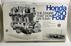 Vintage Honda 750 4 Cylinder Motorcycle Engine Model Kit 1970’s Entex 1/3 Scale