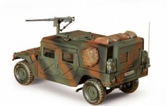 1/35 US Army all-terrain vehicle Hummer Zvezda 3562 Plastic Model kit