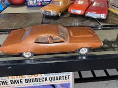 1971 Plymouth roadrunner promo amt Brown 1:25 Scale Model Car Rare Missing Seat
