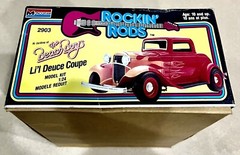 🏁 MONOGRAM VINTAGE ROCKIN RODS THE BEACH BOYS LIL DEUCE COUPE 1:24 KIT 🏁