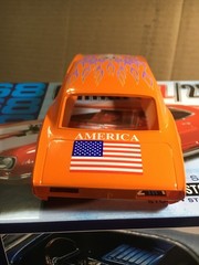 AMT ’68 CAMARO Z/28 UNASSEMBLED MODEL KIT 1:25 W/ PRE-PAINTED BODY