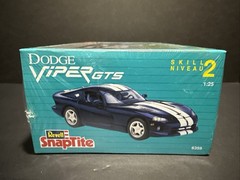 New 1994 1/25 REVELL DODGE VIPER GTS MODEL KIT # 6359 MADE USA Sealed