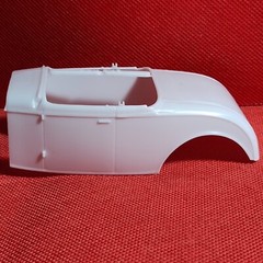 Body Shell & Fenders 1932 Ford Convertible 1:24 Scale Model Car Part Monogram