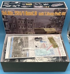 Dragon 1/35 6664 Sd.Kfz.251/1 Ausf.D mit 7.5cm PaK 40 (2 in 1) Brand New Kit