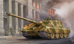 Trumpeter 1/35 German Jagdpanzer E100 Super Heavy Tank TRP1596