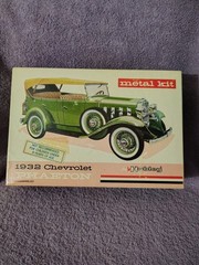 1932 Chevrolet Phaeton – Hubley Metal Model Kit No. 4865 Unbuilt Kit – Open Box