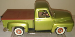 1953 AMT FORD F100 CUSTOM PICKUP TRUCK PROFESSIONAL BUILT MODEL KIT