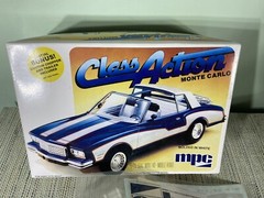 MPC Class Action Monte Carlo with Chopper & Trailer 1:25 Car Model Kit