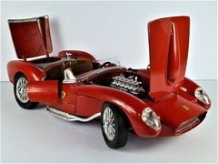 Ferrari Classic Custom Built Metal Model Concept 1 Hot Rod 12 Race 24 Promo Car