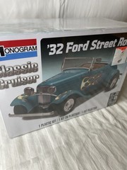 Monogram ‘32 Ford Street Rod Kit # 85-0882 Factory Sealed 1:24 Scale