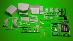 Peterbilt 359 Wrecker 1/25 Cab Hood Glass Chrome Grill Mirror Truck Semi Tractor