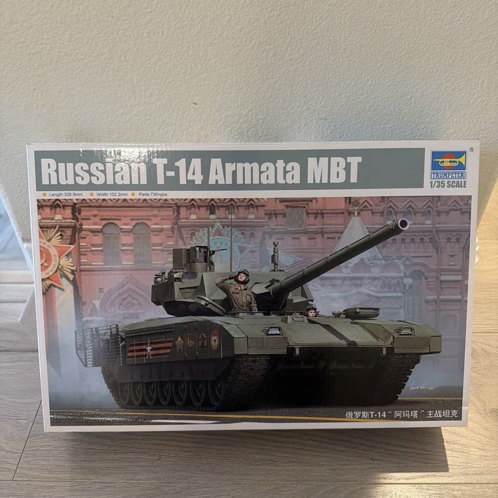 Trumpeter 1:35 Russian T-14 Armata MBT Tank Model Kit, Unassembled