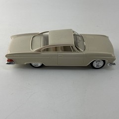 Jo-Han 1961 Dodge Dart Phoenix 1/25 Scale Promo Friction Car – Beige