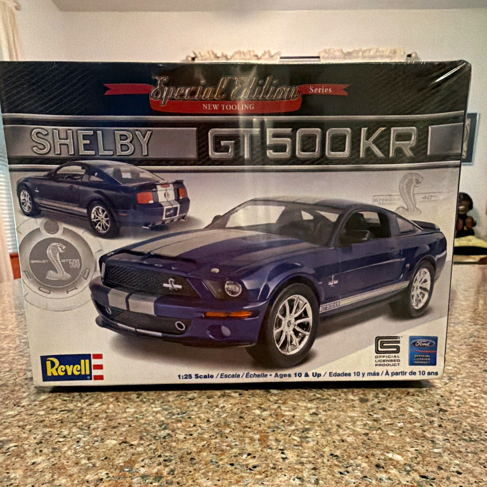 Revell Special Edition Shelby GT500KR 1:25 Plastic Model Kit #85-4226