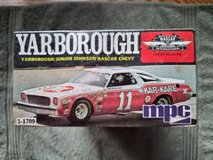 ORIGINAL VINTAGE MPC YARBOROUGH NASCAR CHEVY LAGUNA KIT 1-1709 Sealed