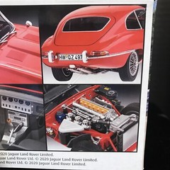 REVELL 85-4509 JAGUAR XK-E MODEL KIT-NIB-1:24 SCALE