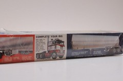 AMT FRUEHAUF TANKER SEMI-TRAILER UNION 76 GULF SCALE 1:25 NEW T531