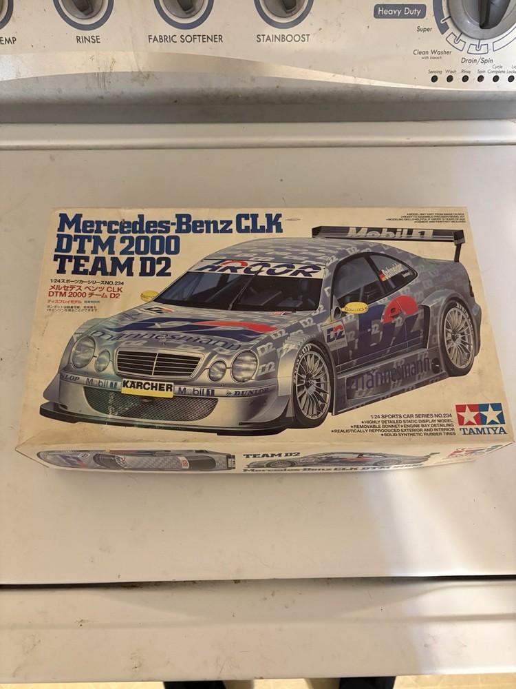 Tamiya Mercedes-Benz CLK DTM 2000 Team D2 1/24 Scale Model Car Item24234
