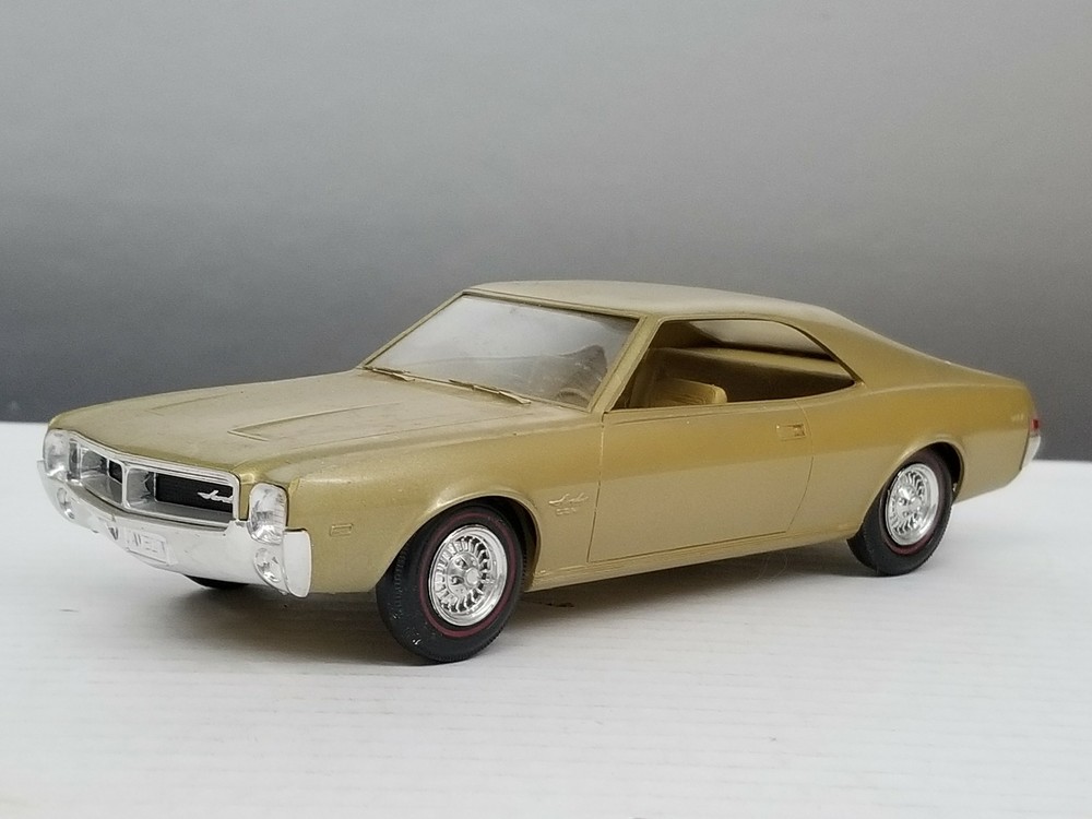 1968 Jo-Han 1:25 AMC Javelin SST Dealer Promo Car Gold Nice Clean Shelf Q3