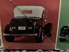 Monogram ‘32 Ford Roadster 1:24 Scale Model Kit 8280-0270