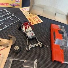 MPC RUPP & STEFFEY STP COUGAR COUNTRY FUNNY CAR Model Kit No. 703-200 1/25 scale