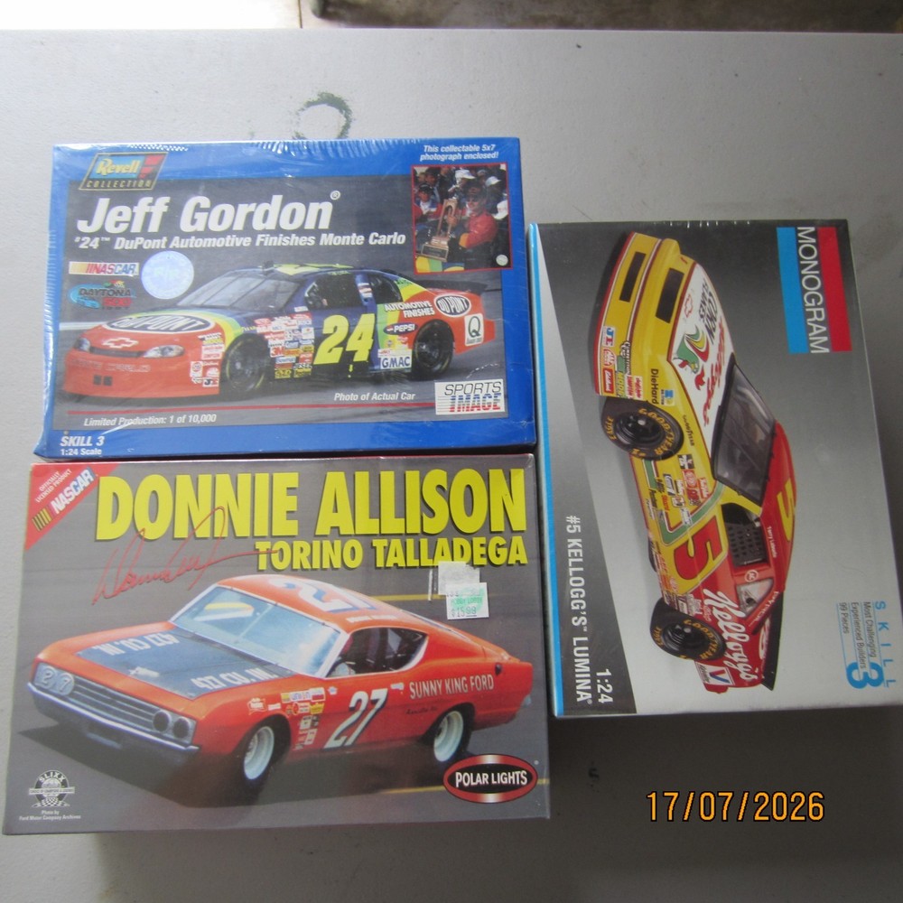 Revell/Monogram/Polar Lights Nascar Grab bag 1/25 scale model kits