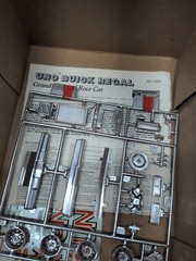 Vintage Monogram UNO Buick Regal 1/24 Model Kit #2205 Open Box Sealed Parts