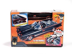 Polar Lights “Batman” Batmobile “Snap” Assembly 1:25 Scale Model Car Kit 1007
