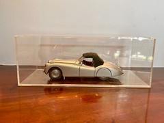 Franklin Mint 1952 Jaguar XK120 Diecast Model Car 1:24 *With Display Case*