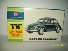 Original 1/24 PYRO Volkswagen Sedan with extra complete Surf Buggy body. Unbuilt