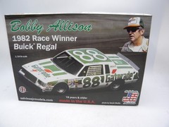 Salvinos JR Models Bobby Allison 1982 Race Winner Buick Regal Mdl Kit BAB1981D