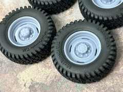 1/24 Scale: 18-Inch “8-Lug Off-road Steelies” Wheels W/ Mud Tires; Resin 1/25