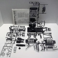 DONOR CHASSIS #4 – NASCAR FORD STOCK CAR CHASSIS KIT – NO WHEELS – DK BLUE- 1/24