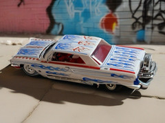 AMT 1962 Buick Electra Lowrider Built Model Kit, 1/25 Scale, Custom