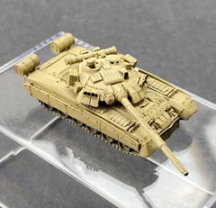 Takara 1:144 Russian Army T-80U MBT Desert Tan World Tank Museum TK-T06107 *HTF*