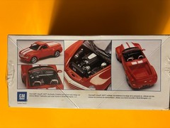 2005 CHEVROLET SSR PICKUP TRUCK MODEL KIT REVELL 1/25 SCALE NEW SEALED COOL LOOK