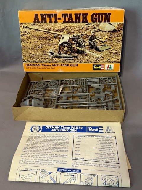 Revell Italaerei Russian Anti-Tank Gun Model Kit Military 1/35 Scale Crew 75mm