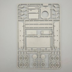 Master Box 1/35 Kleiner Panzerbefehlswagen IKLA MB3502 Parts Hull Wheels Sprue