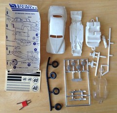 AMT 1:43 48 Mini Ford Coupe Vintage Model Car Kit M762-100, Complete