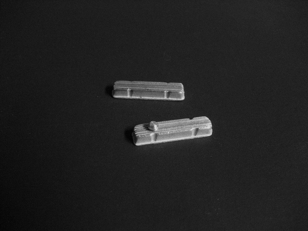 Scale Repro’s Plus 3005 1/24,1/25 Ford Small Block Valve Covers